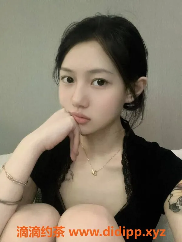 上海楼凤-浦东小安，34B诱惑，1300元起，专业服务等你来享！