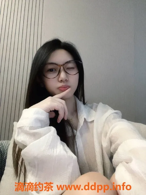 上海楼凤-浦东小安，34B诱惑，1300元起，专业服务等你来享！