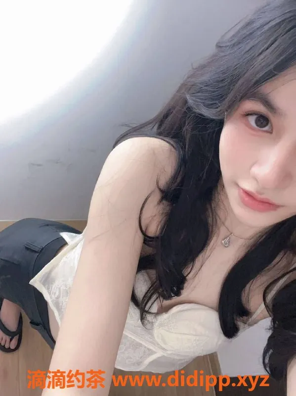 东莞楼凤-南城樊樊，788元一小时，服务一流