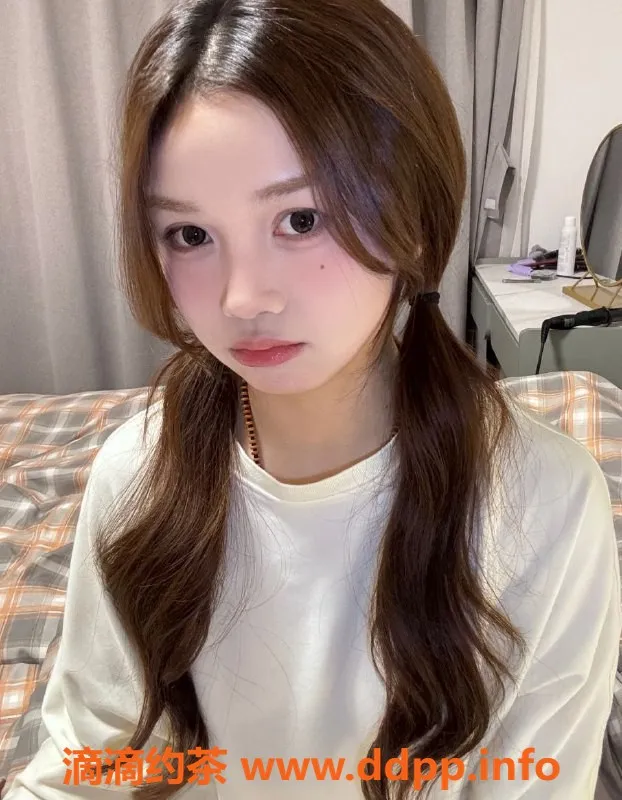 上海楼凤-杨浦小怡，165高45轻巧嫩妹，千元优惠！