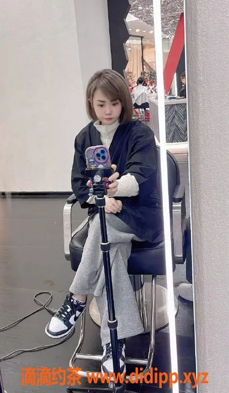 广州楼凤资源信息,广州天河柚子，700元体验口爆69式服务