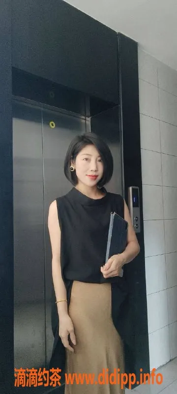 东莞楼凤-东莞长安May，163cm 48斤 34B，激情服务