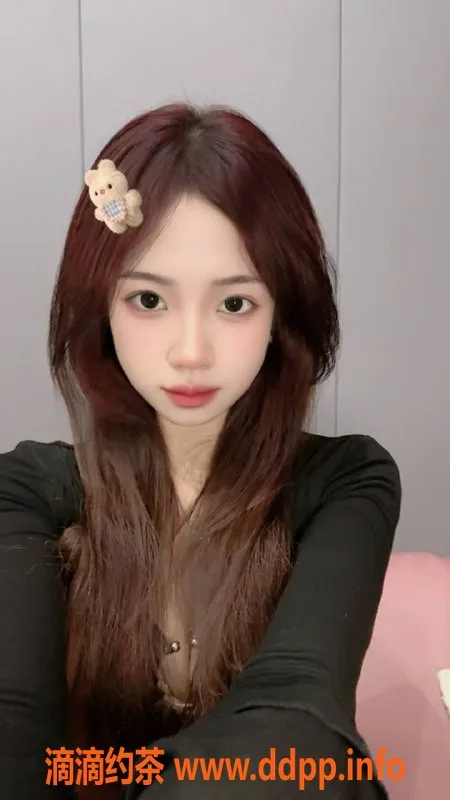 杭州上门服务-萧山区20岁嫩妹馨馨 白皙娇小只需1000元