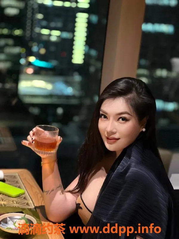 杭州楼凤-上城区混血美女Kelly，175大胸BBW，1500起