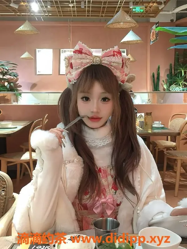 杭州楼凤资源信息,萧山区妹妹，160cm，45斤，400元享受半套服务