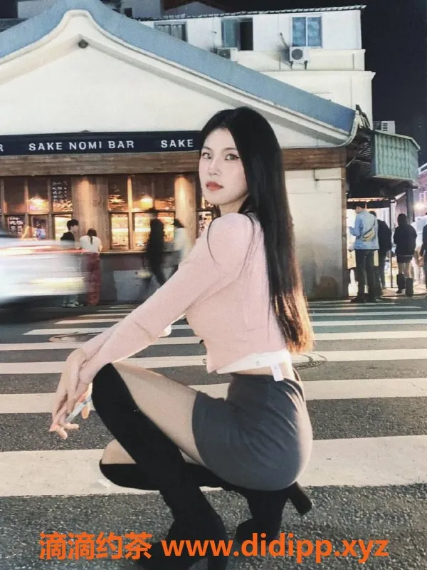 广州楼凤-天河芊芊，700起，服务一流