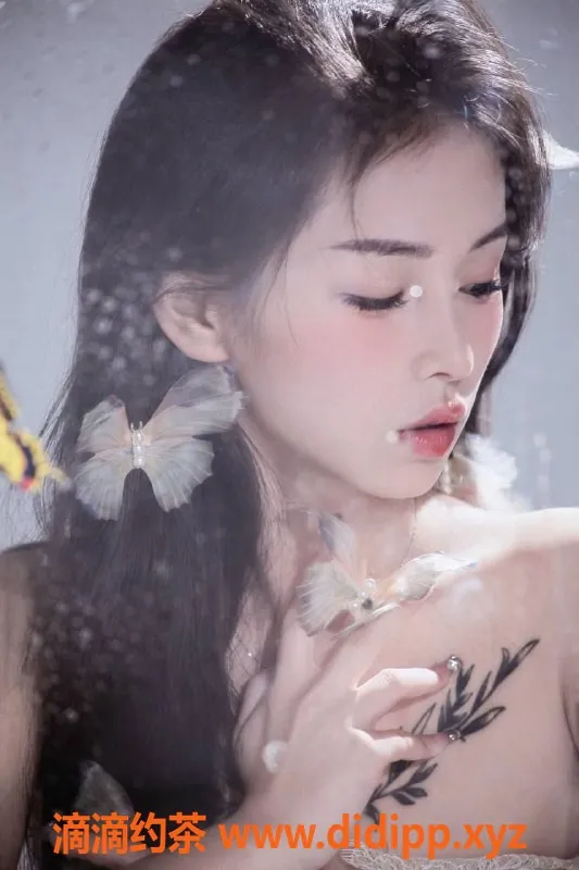 深圳楼凤-福田嫩妹芙宁娜，可外出女友感服务，P1200