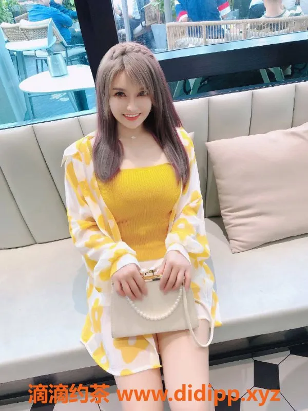 深圳楼凤-龙岗御姐媚儿，千元以下高性价比