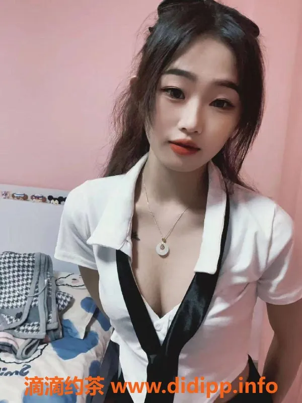 深圳楼凤资源信息,龙华茜茜老师，制服&深喉服务，800起