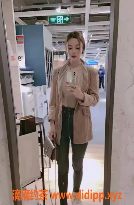 上海楼凤-上海普陀区小沫，身材颜值俱佳，KH服务