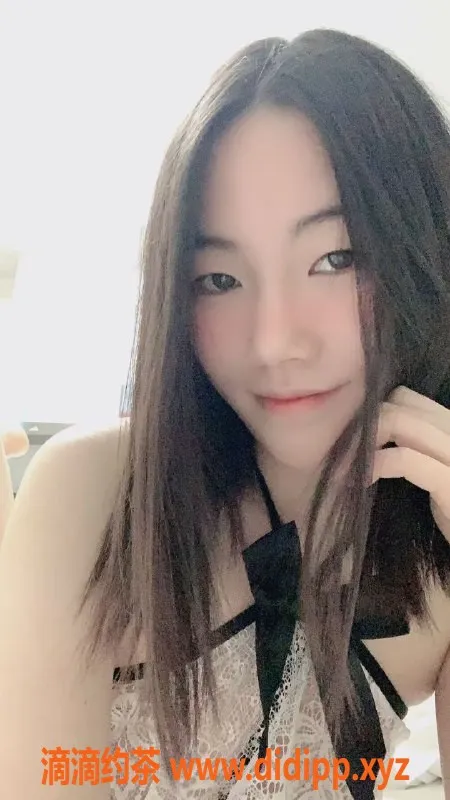 杭州楼凤-念初19岁，155cm娇小白皙，服务项目多样