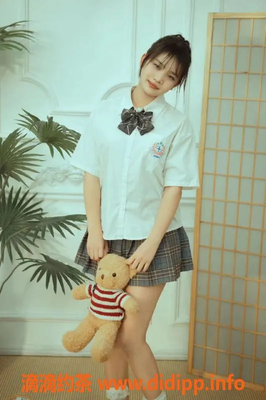 武汉楼凤-南湖萧王，44kg丰满型，真实天然服务