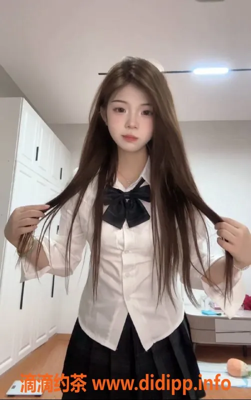 上海楼凤-长宁布丁丁，168cm 34C嫩妹，1000元起