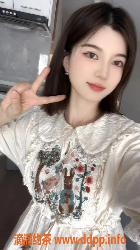 上海楼凤-长宁御姐葵安，165CM 36C 45KG，1200元体验