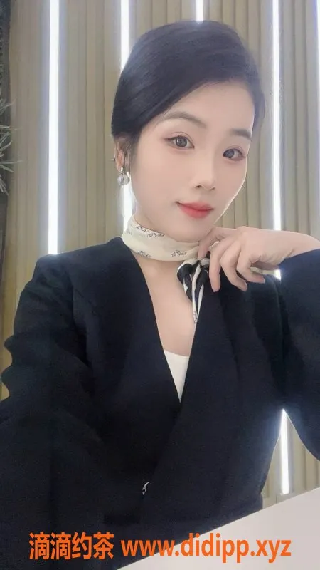 杭州楼凤-上城区24岁刘念，167cm、48kg，包夜1200元起