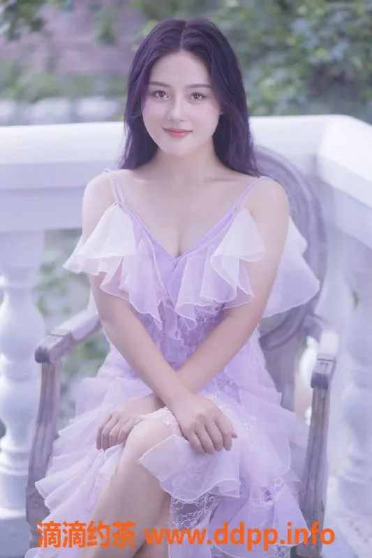 北京spa会所-朝阳小灵子，高颜值36C，52斤蜜桃翘，专业按摩服务