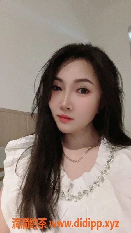 杭州楼凤-钱朵朵：160cm、95斤、胸围34+的魅力体验！