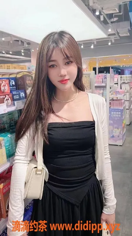 西安楼凤-南郊小鱼儿，4p服务，激情陪浴体验