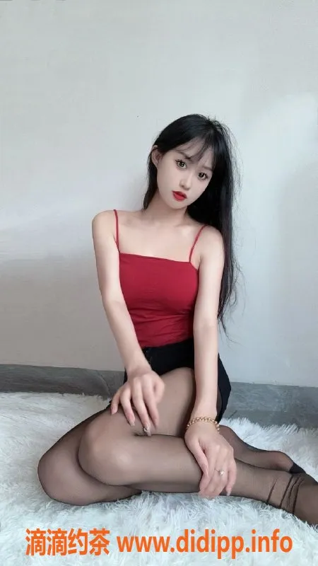 武汉楼凤-樱桃 22岁高挑妩媚妹子 166cm/52斤