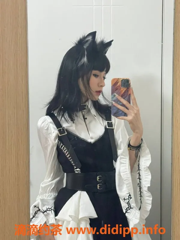 北京楼凤-广州函函子，20岁165公分，69口陪浴任你挑！