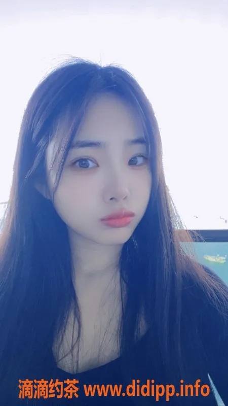 武汉楼凤-洪山区蓉儿24岁幼师，158/88，激情服务700起