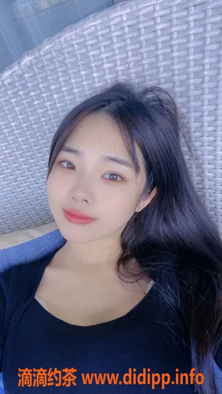 武汉楼凤-洪山区蓉儿24岁幼师，158/88，激情服务700起