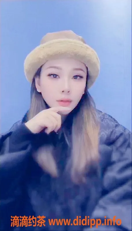 北京上门服务-重庆凝雪 165cm 49kg 清纯妹子可爱现身