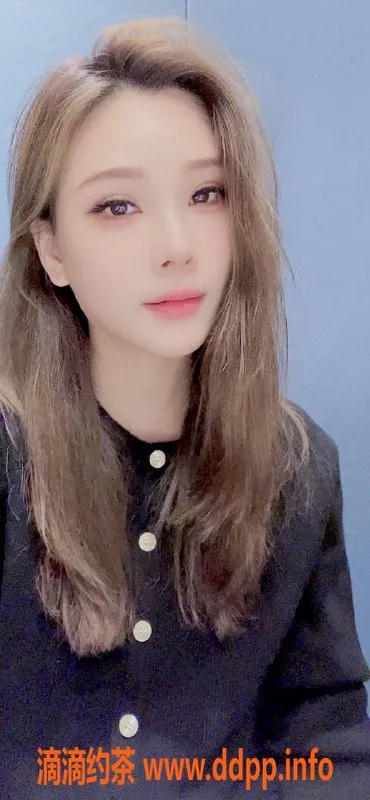 北京上门服务-重庆凝雪 165cm 49kg 清纯妹子可爱现身