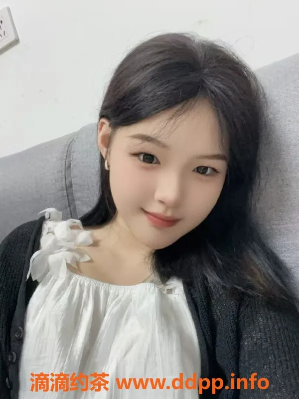 深圳楼凤资源信息,深圳龙华雨欣：800元舌吻、六九、制服诱惑