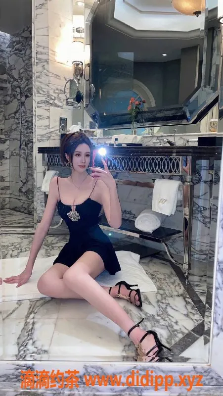 深圳楼凤-深圳21岁大蜜蜜，气质御姐170cm E杯