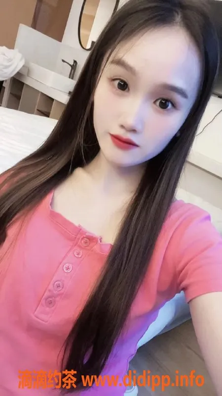 广州楼凤-番禺小白 22岁 B紧水多 服务项目多样