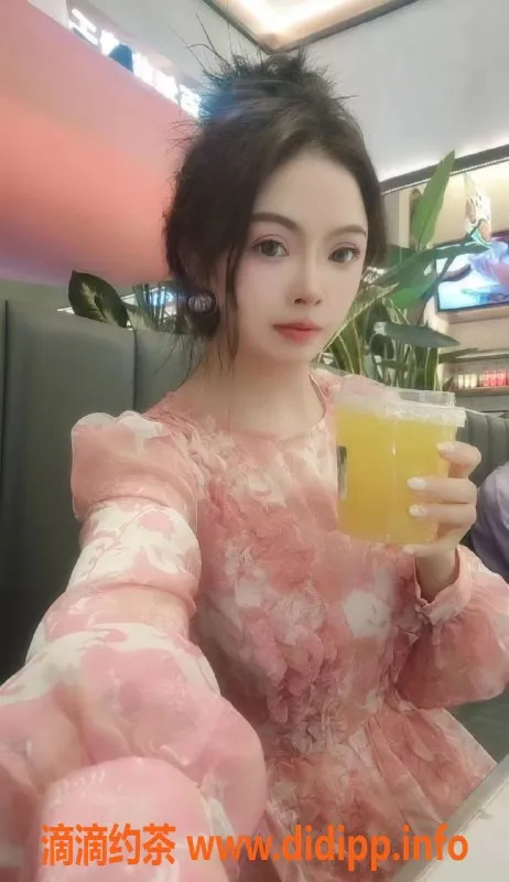 杭州抓龙筋-朵儿 23岁 160cm 43kg 东莞全套服务