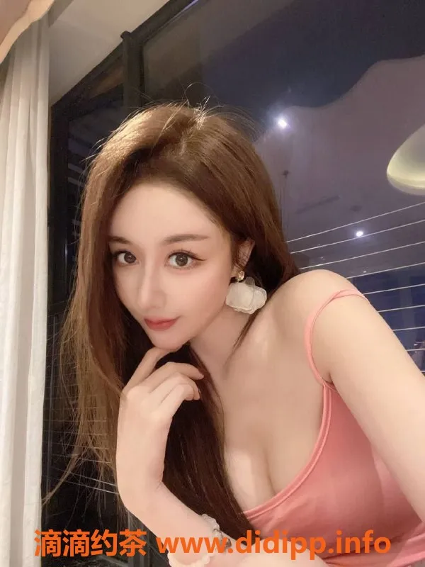 苏州楼凤-苏州可乐 168cm 48kg C杯 600元上门服务