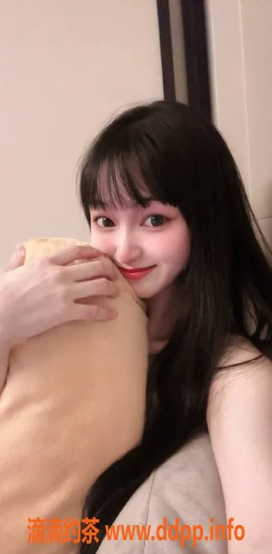 深圳楼凤-南山18岁小妹，身高162，身材苗条