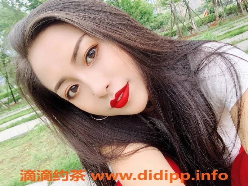 广州楼凤-天河娜若依，23岁，168cm，48kg，36C，热情体验