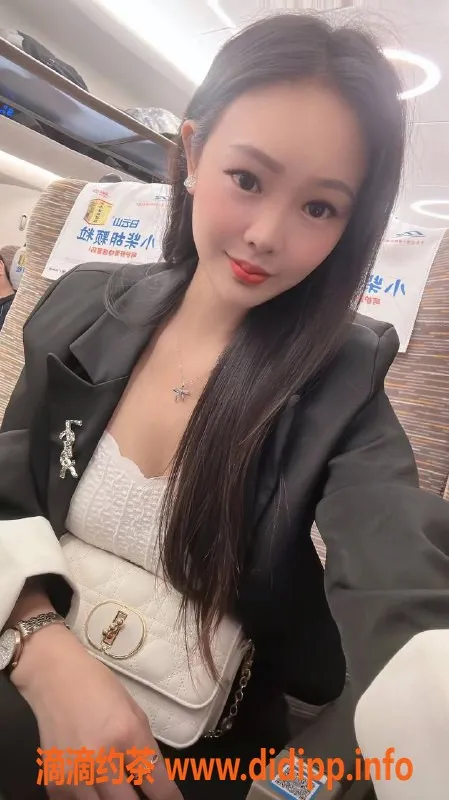 深圳楼凤-龙岗御姐欣怡，168cm 48kg 36D超优质服务