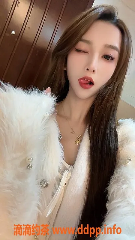 深圳楼凤-深圳龙华周周，1200起激情服务体验