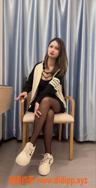 广州楼凤-广州天河区小丽丽，茶费500p，已视频认证