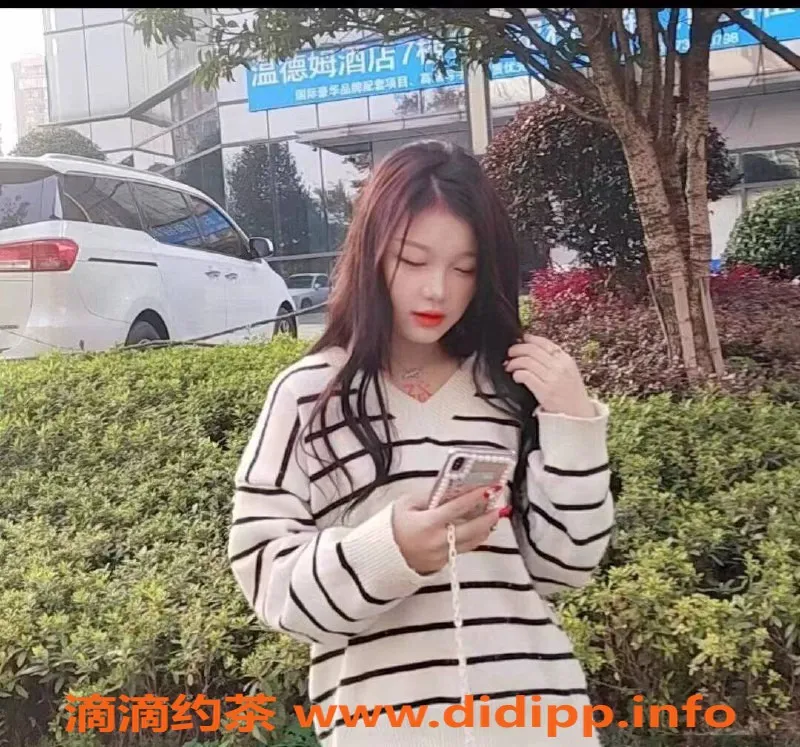 广州楼凤资源信息,天河区娜宝18岁天然白虎，身高162，45kg，纯天然经典服务