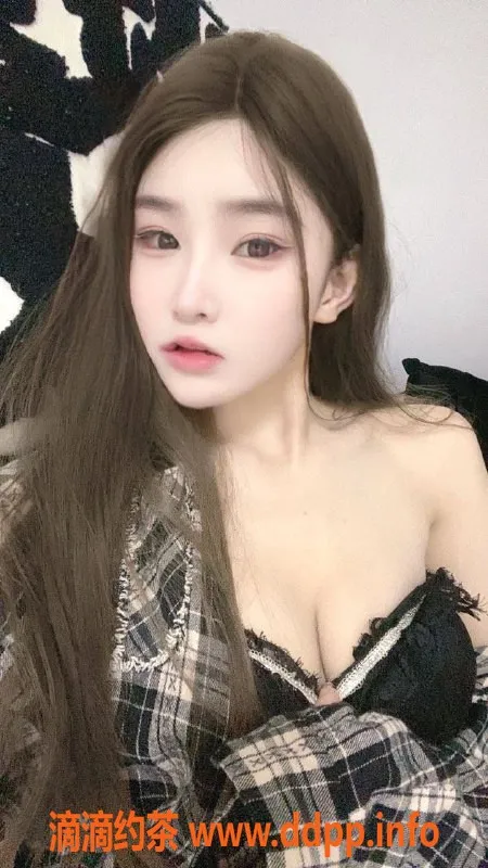 广州楼凤-广州天河哆啦，700元69式服务，深喉体验