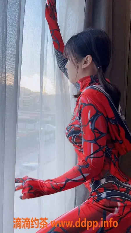 广州楼凤资源信息,梦然 25岁 160cm 46kg 仅需599p 360度服务