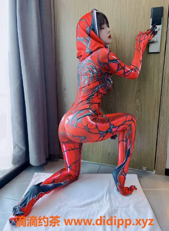 广州楼凤-梦然 25岁 160cm 46kg 仅需599p 360度服务