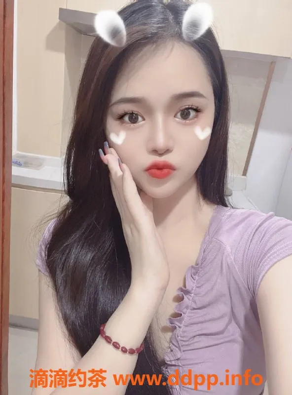 深圳楼凤-南山新人小美，161cm白皙皮肤，36D胸围，服务热情