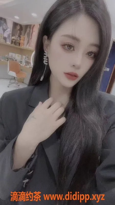 杭州楼凤-临平丫丫：160cm、43kg、36C，服务一流