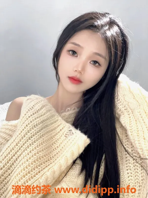 武汉楼凤-洪山潼潼，热情服务，1p700起