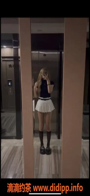 深圳楼凤-南山05岁，168cm，45kg，C罩杯优质服务