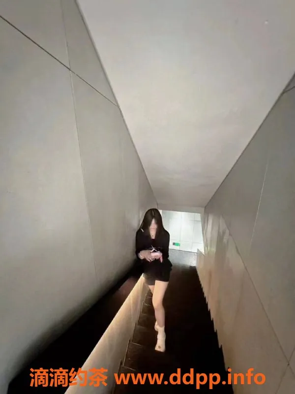 武汉楼凤-洪山小萱同学，性价比超高，服务热情！