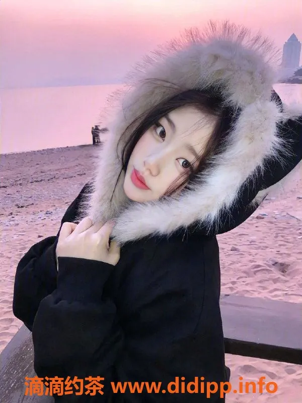 深圳楼凤-深圳龙华芯妍，1200起，激情服务等你体验