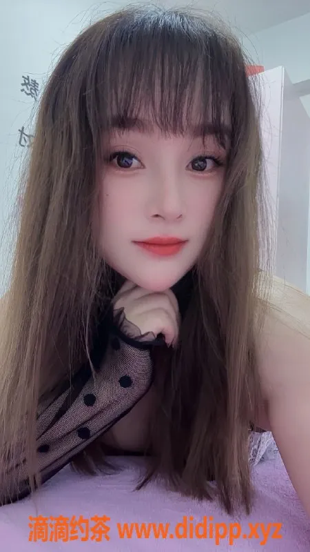 广州楼凤-车陂诗诗 28岁 158cm 48公斤 36B 热情服务