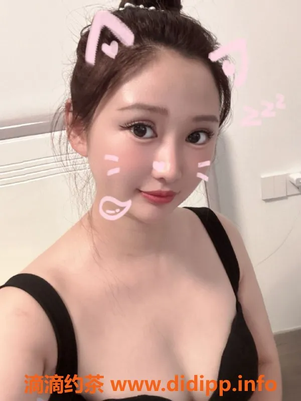 武汉spa会所-汉口珂珂 22岁火辣身材 胸C+仅47公斤